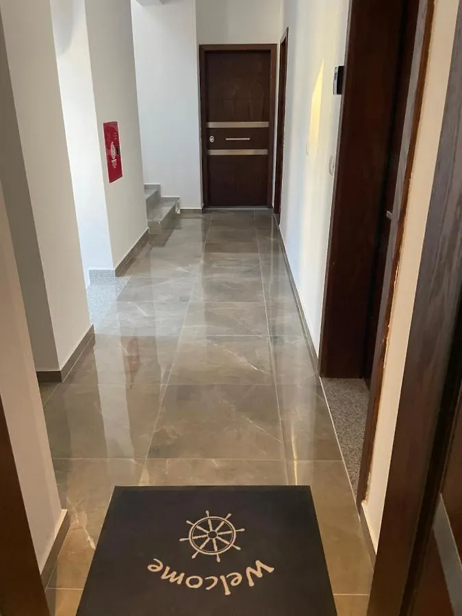 Sunny View Apt Saranda